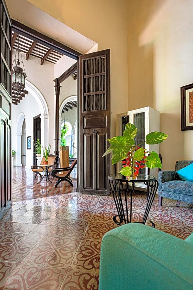 Rent the full Mansion Villa Merida