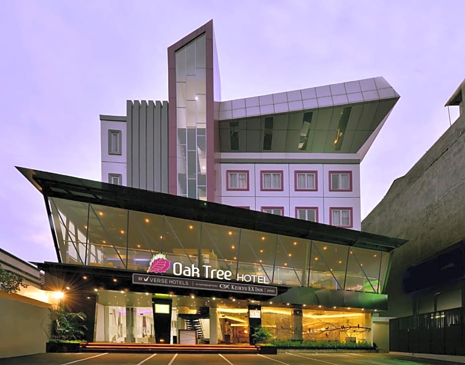 Oak Tree Urban Hotel