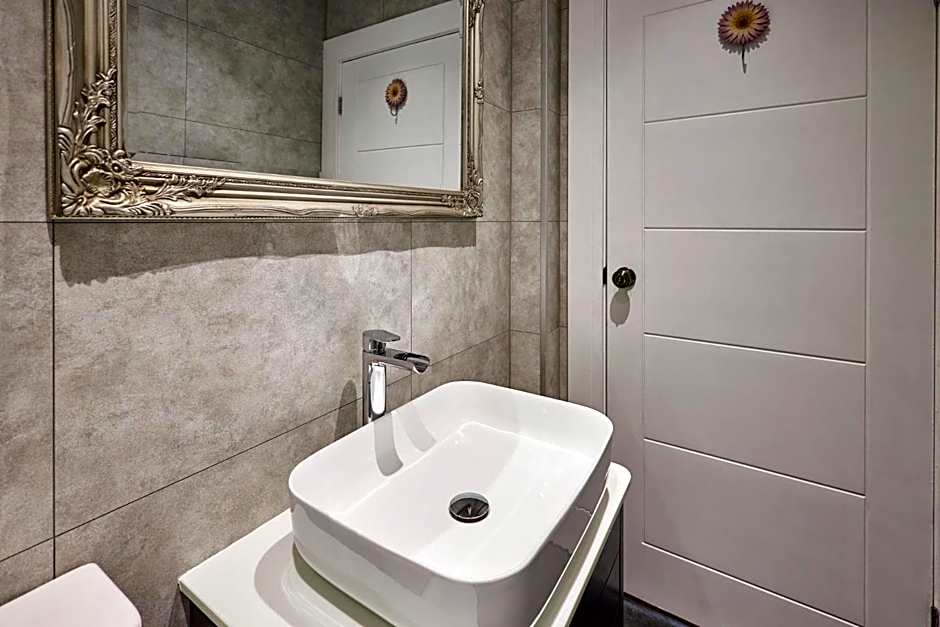 The Believe Boutique (Believe Bar & Bedrooms)