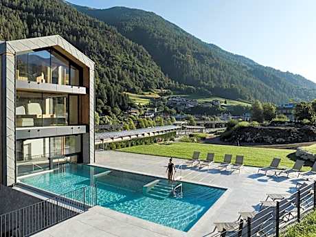 Monroc Hotel
