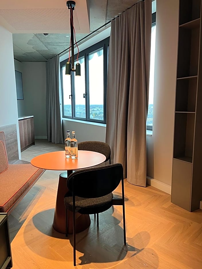 The Zipper Hotel und Apartments