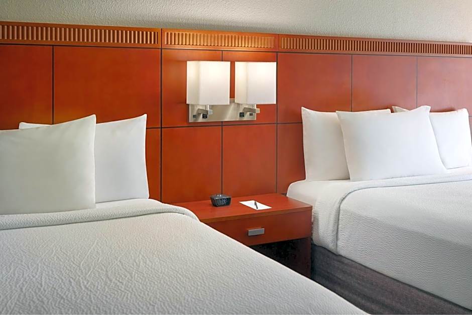 Courtyard by Marriott Atlanta Airport South/Sullivan Road