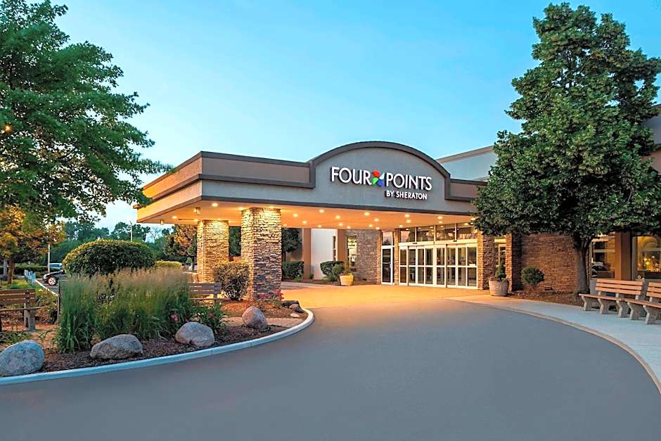 Four Points by Sheraton Chicago OHare Airport