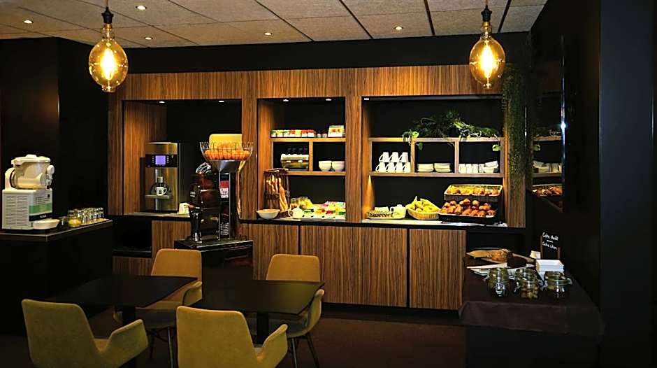 Kyriad Clermont Ferrand Nord - Riom