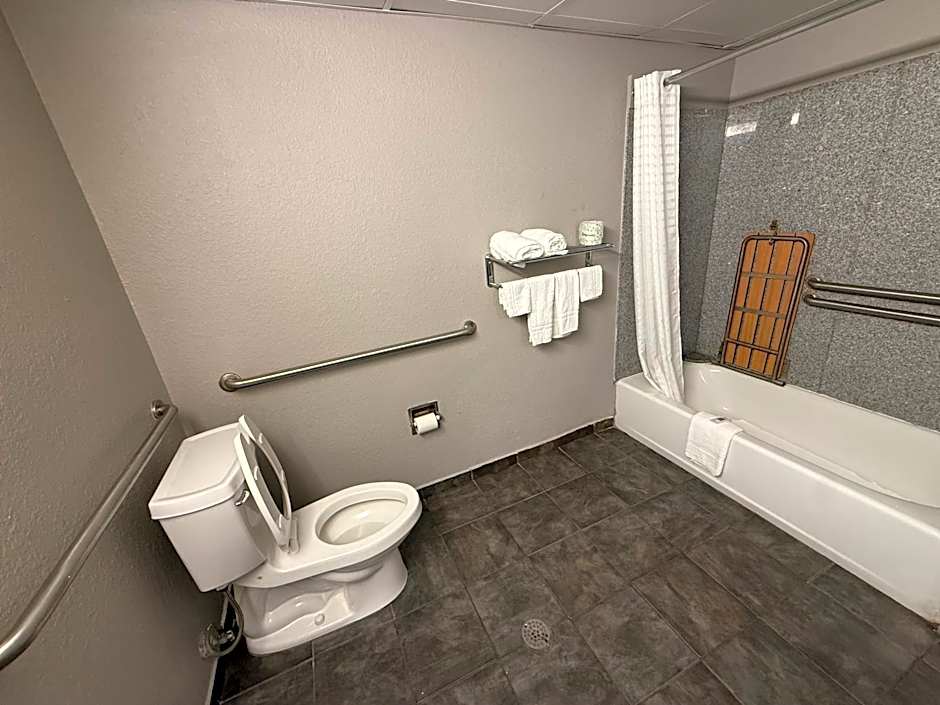 Motel 6-Oklahoma City, OK - South