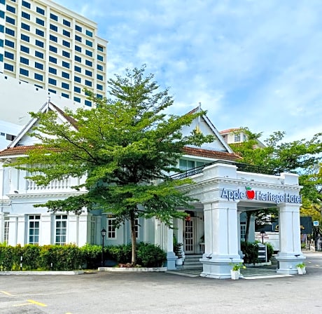 Apple Heritage Hotel