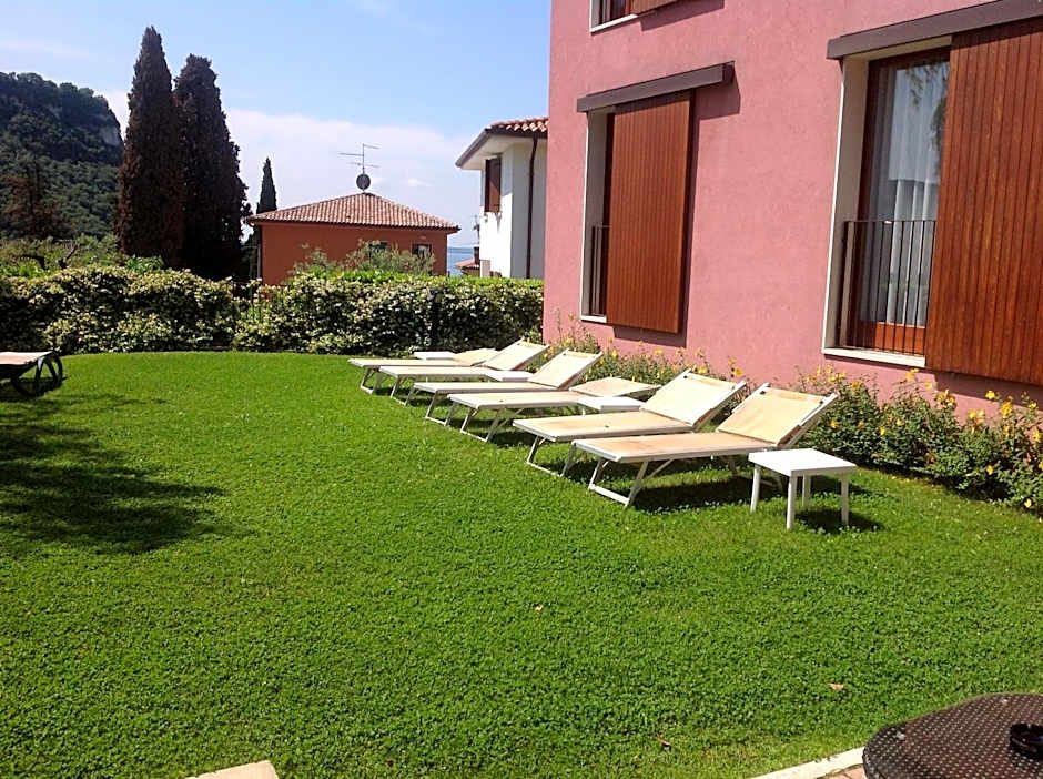 Hotel Villa Ca' Nova ***S