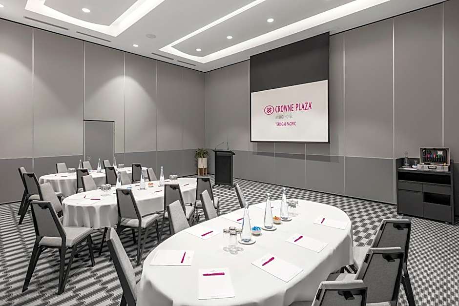 Crowne Plaza Terrigal By IHG
