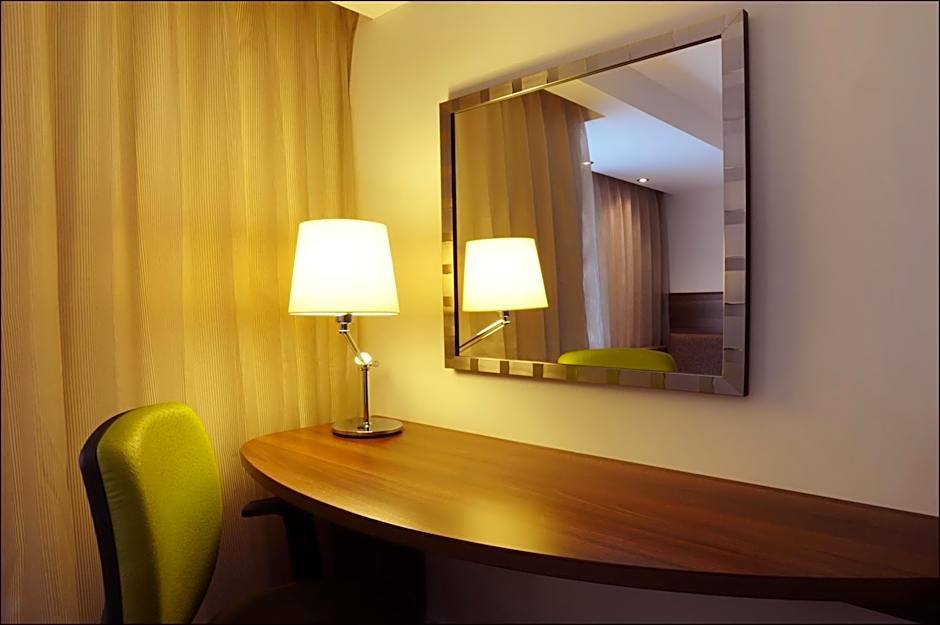 Hampton By Hilton Birmingham Broad Street