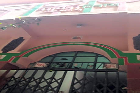 OYO HOME 84493 Gaytri Niwas