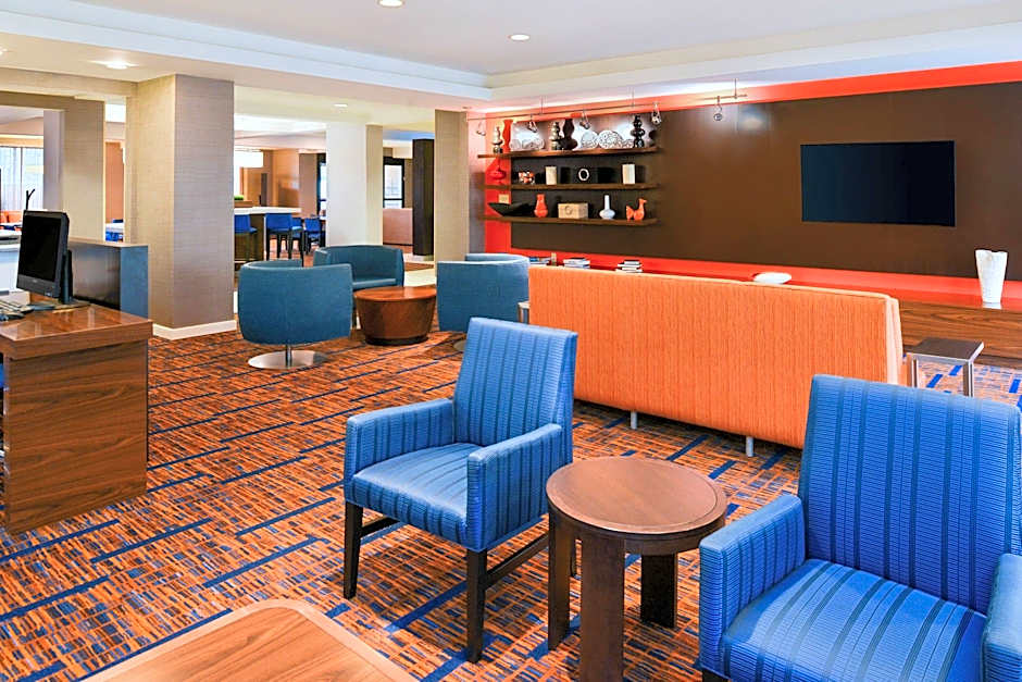 Courtyard by Marriott Beaumont