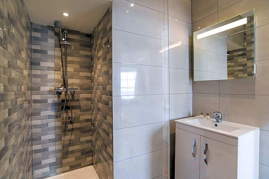 No 46 Marine Terrace