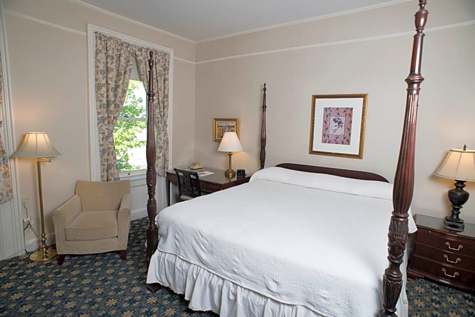 Middlebury Inn