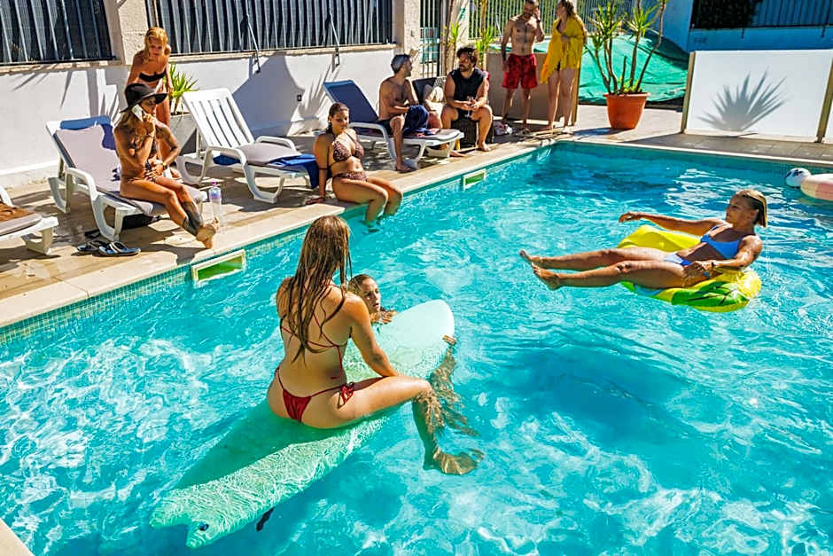 Villa Caparica Hostel
