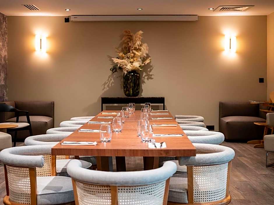 Hotel Mercure Paris Ouest Saint-Germain