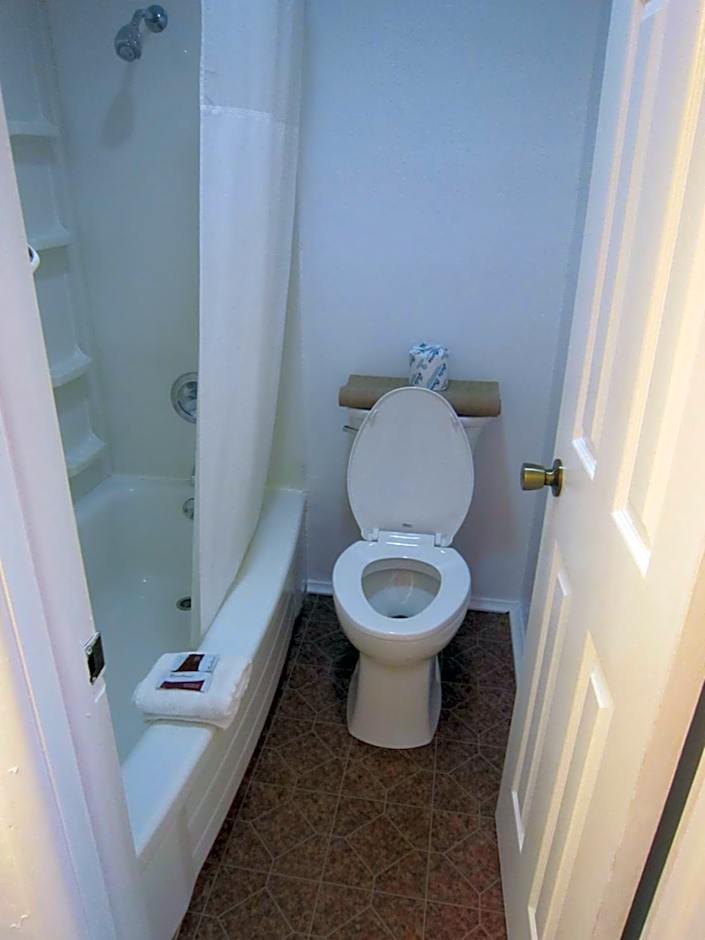 Cassville Budget Inn