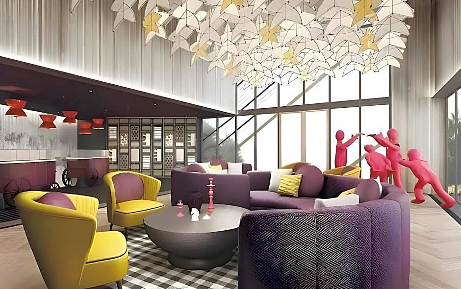 The Quart Ruamrudee by UHG