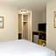 Days Inn by Wyndham Maui Oceanfront