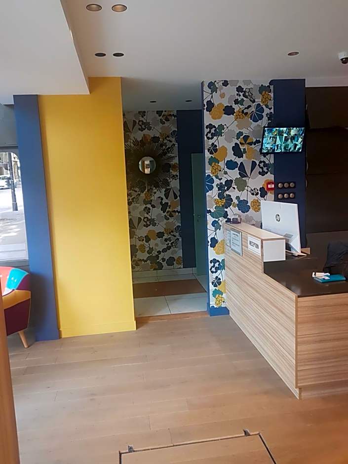 Panam Hotel GAMBETTA- Place Gambetta-Mairie du 20 emme