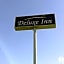 Deluxe Inn