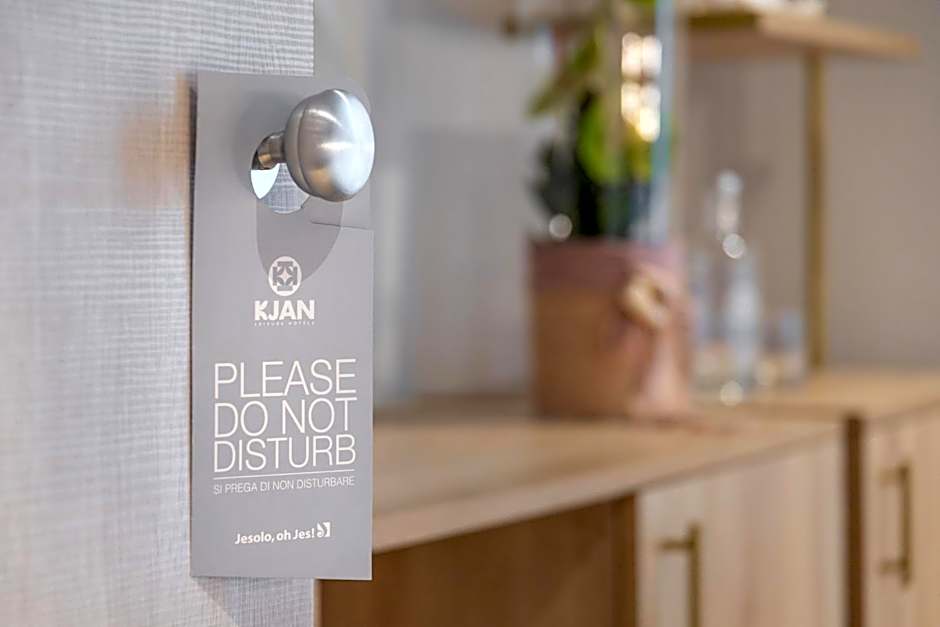 Salus Smart & Chic Hotel