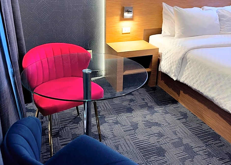 Le Fabreville Motel & Suites