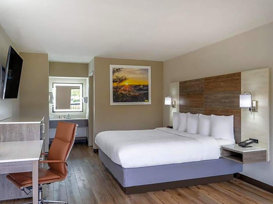 Days Inn by Wyndham Clemson