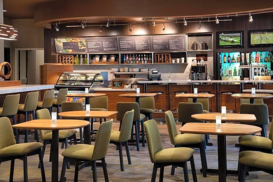 Courtyard by Marriott Maui Kahului Airport