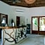 Casa Iguana Holbox - Beachfront Hotel
