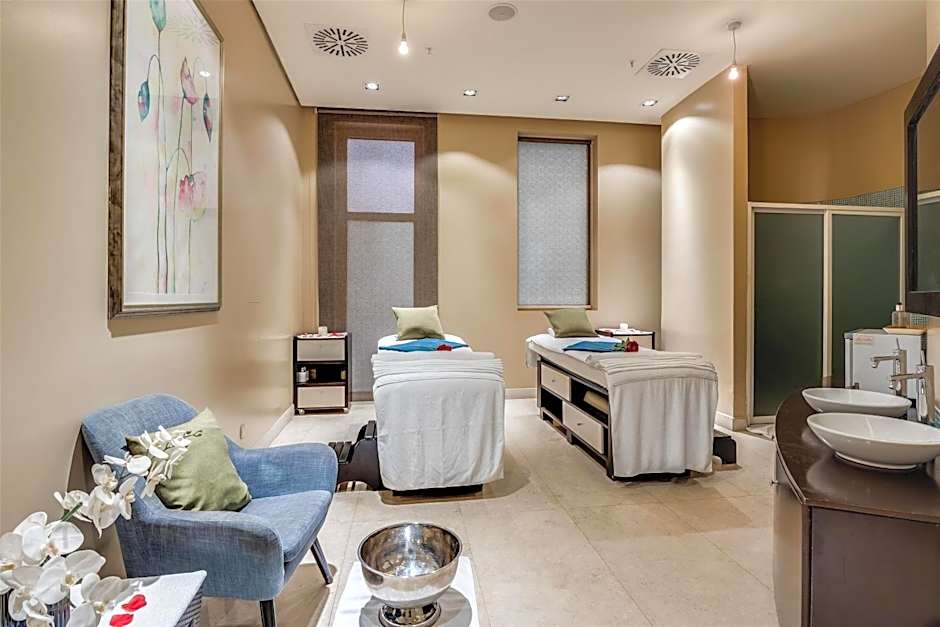 Radisson Blu Hotel & Convention Centre Kigali