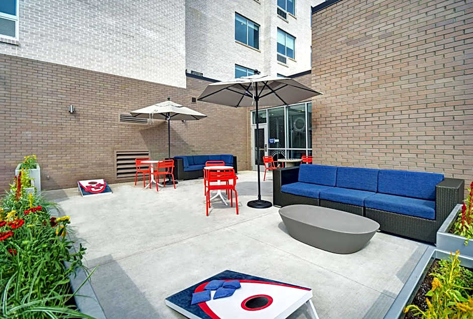 Tru By Hilton Grand Rapids Airport