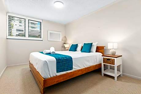 Three Bedroom Pool View Apartment