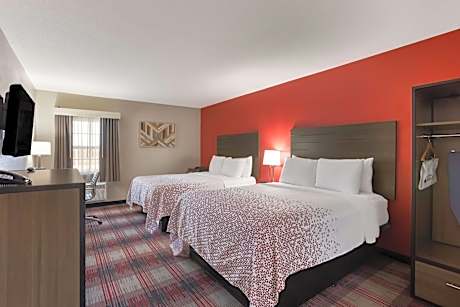 Queen Room with Two Queen Beds - Non-Smoking