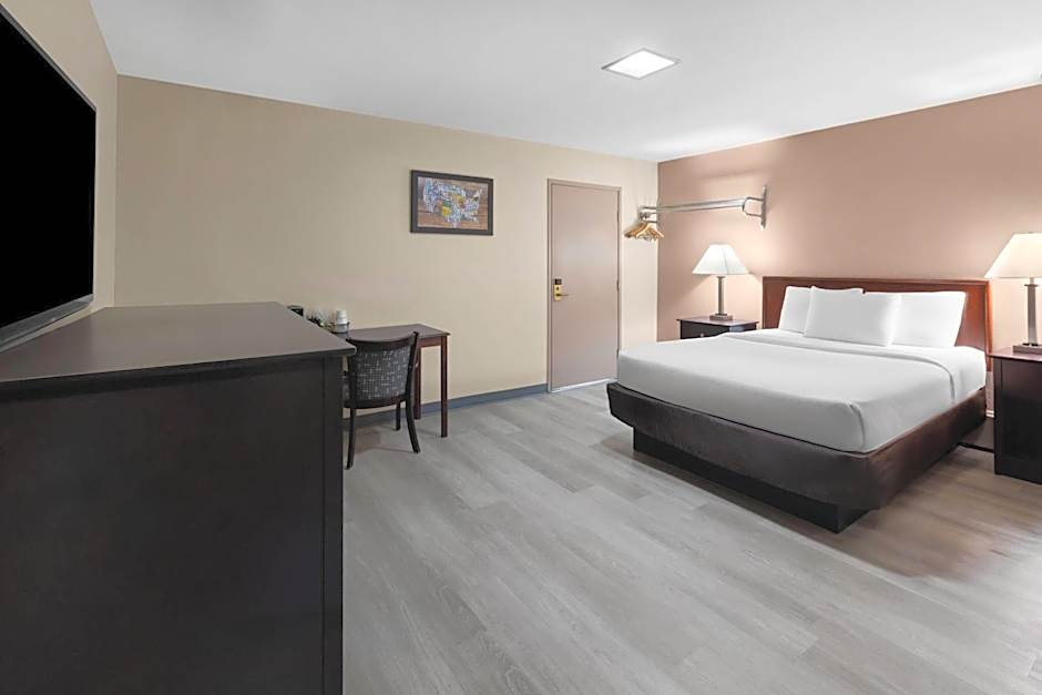 Baymont by Wyndham Iron Mountain