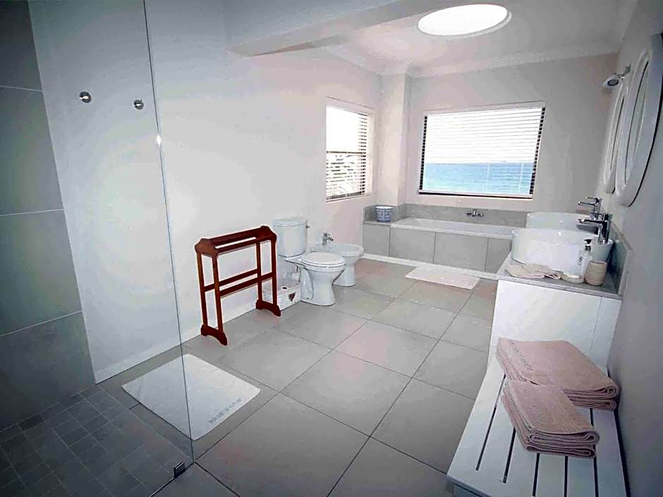 Fairlight Beach House