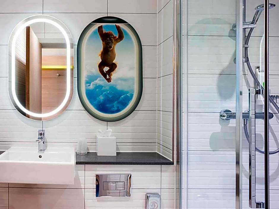 ibis Styles London Heathrow Airport
