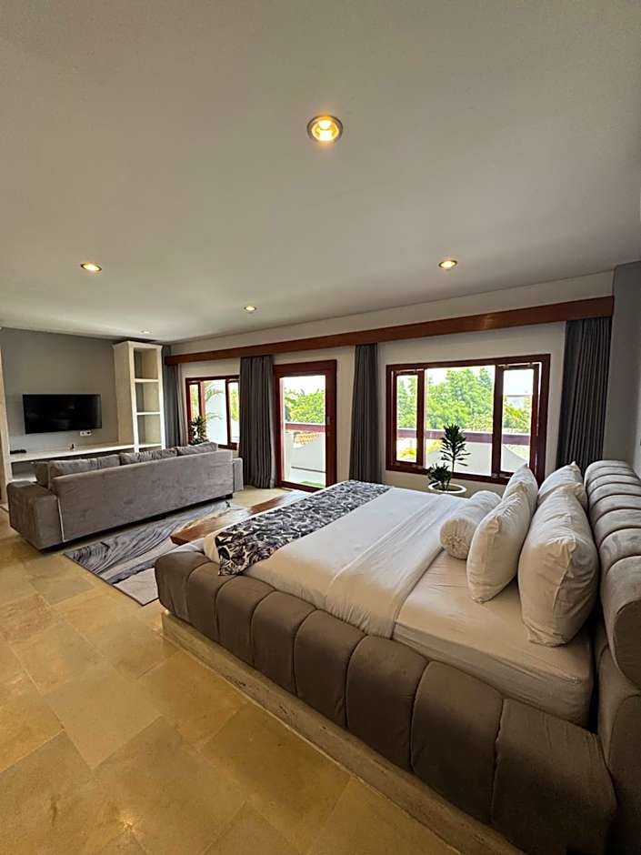 Uluwatu Stay's Deluxe Suite #9