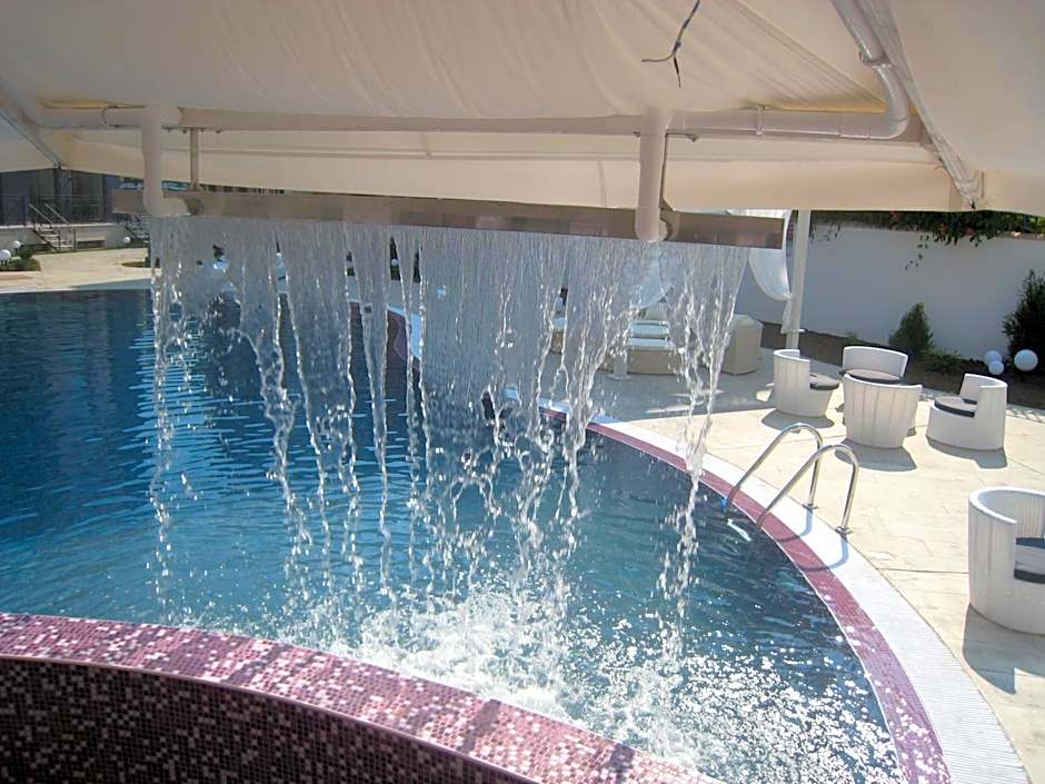 Boutique Suites Rainbow 4