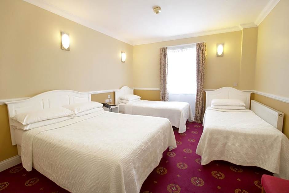 Balmoral House Hotel