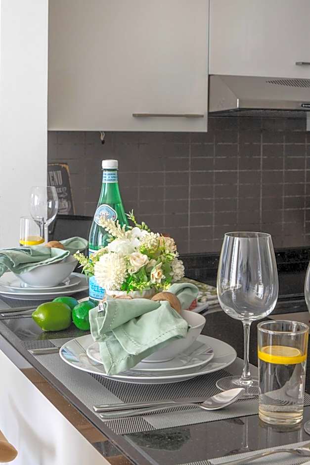 Frank Porter - Silverene Tower B