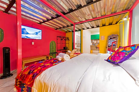 King Studio with Sofa Bed