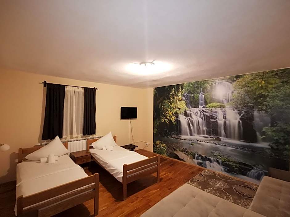 Hotel Gacka
