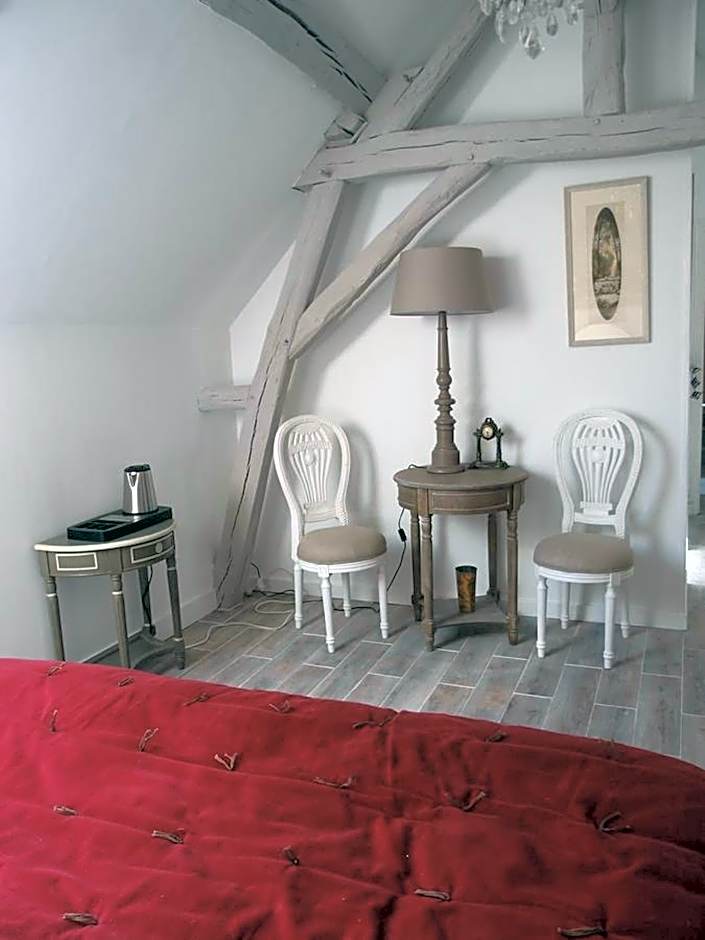 Les Colonnes De Chanteloup