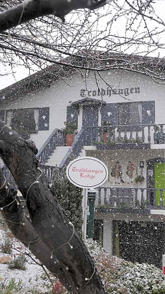 Troldhaugen Lodge - Adults Only