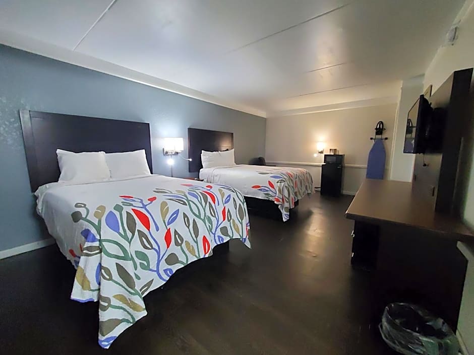 Budget Host Inn- Medical Center