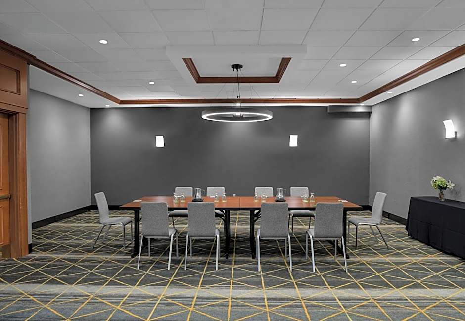Holiday Inn Hasbrouck Heights-Meadowlands By IHG