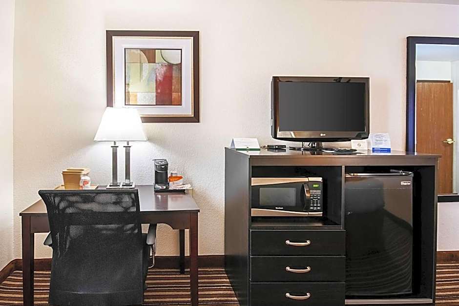 Quality Inn Dodge City