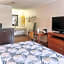 Studio 6 Suites Dayton OH Englewood