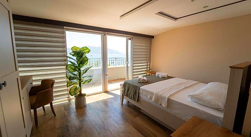 Aurasia Sea Side Hotel