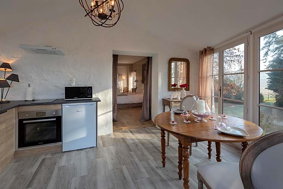 CHARME AU FIL DE L'EAU